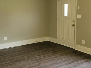 612 NW Little Ave APT A, Lees Summit, MO 64063