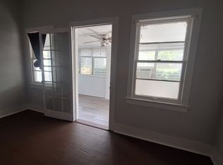 722 NE 2nd St #C, Gainesville, FL 32601