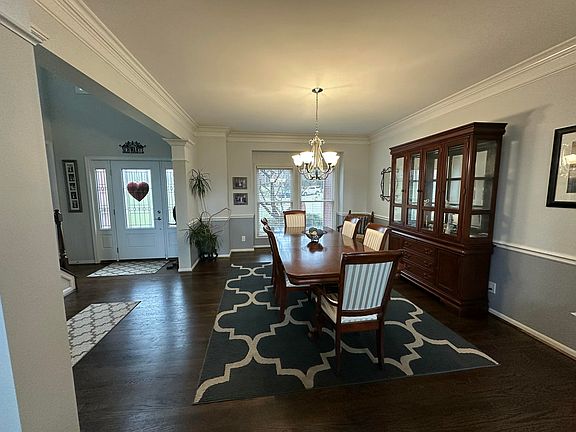 3rd image of 10205 Hartwood Ct