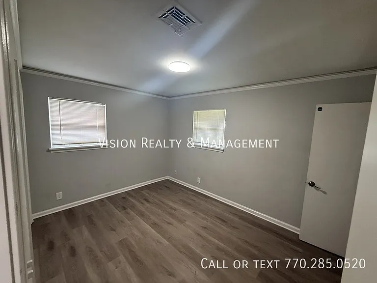 133 Salem Dr — Photo 10