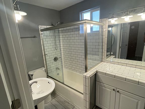 4th image of 1218 W 7th Ave #3