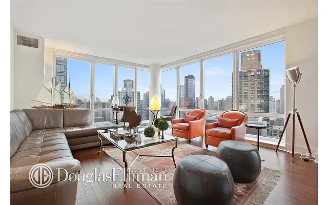Rented by Douglas Elliman | media 48