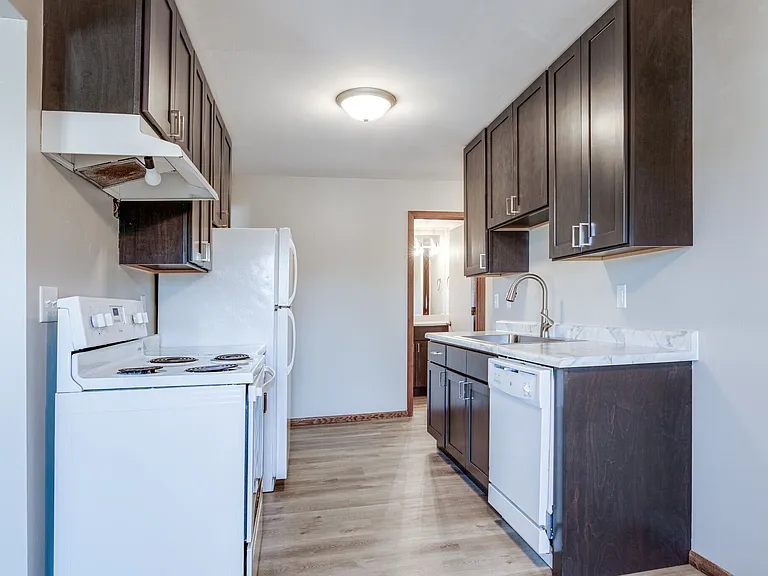 Live at The Oaks of West Saint Paul | Spacious & Comfortable Living — Photo 7