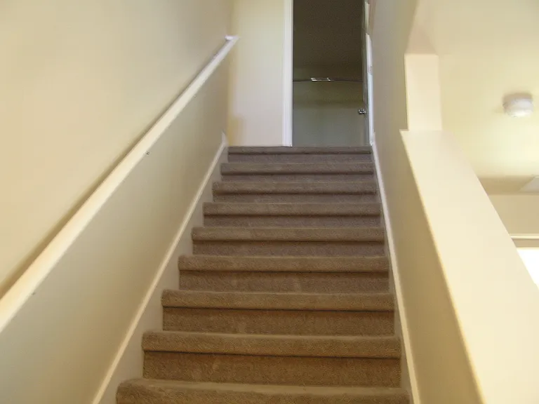 1306 Baron Ct — Photo 5