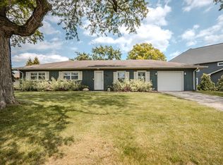 5547 S Bruner St, Hinsdale, IL