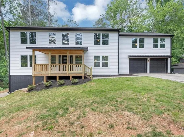 212 Lake Forest Dr, Acworth, GA 30102