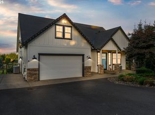 17908 S Lavine Ln, Oregon City, OR 97045