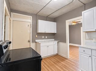 20 Central St #2L, West Brookfield, MA 01585