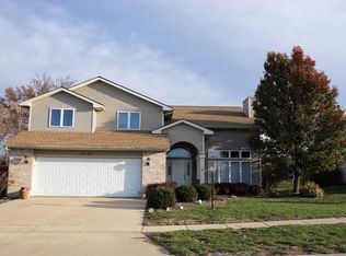 1308 Kimela Dr, Mahomet, IL