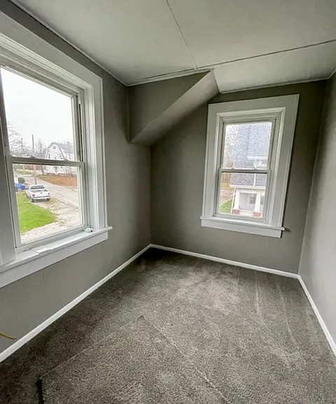 513 Taylor St — Photo 6