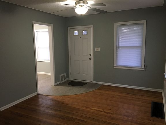 Living room with ceiling fan