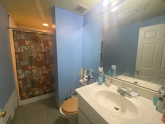 Sold by Keller Williams Realty Landmark | media 21