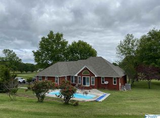 479 County Road 261, Stevenson, AL 35772