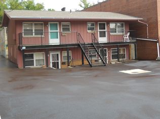794 W Market St APT D, Akron, OH 44303