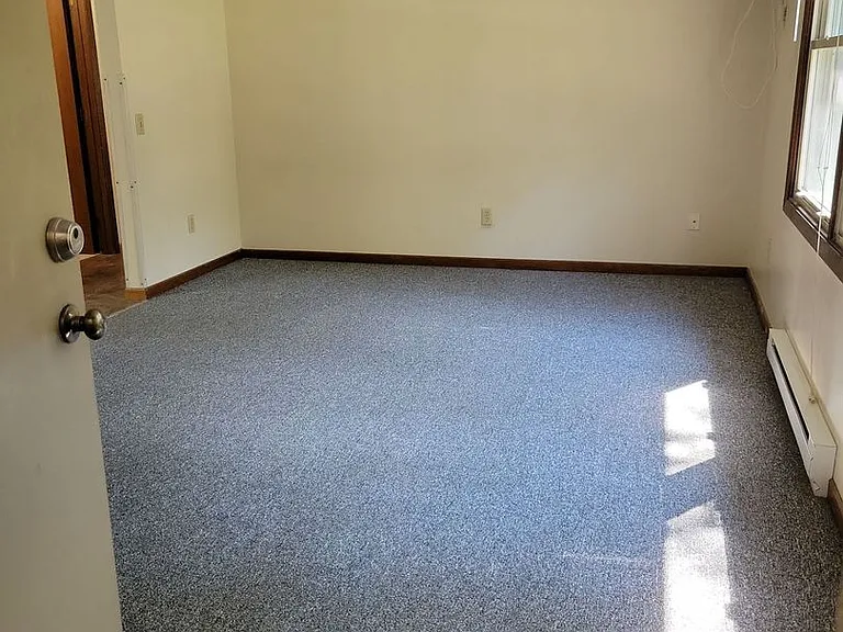 235 W Johnson St — Photo 4