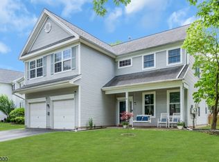 6 King Dr, Bridgewater, NJ 08807