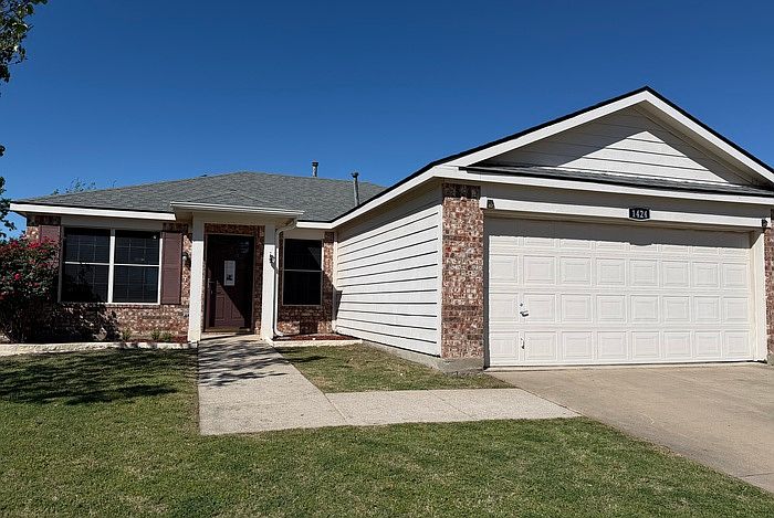 1st image of 1424 Pheasant Dr
