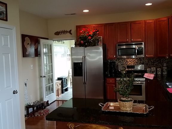 5th image of 2217 Franklin Dr