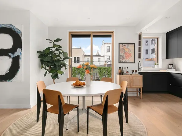 406 Midwood St #2A, Brooklyn, NY 11225