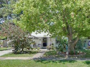 2428 Lofurno Rd, Chesapeake, VA 23323