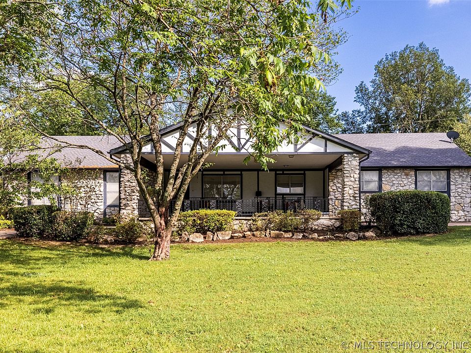 1st image of 24371 S Lindley Dr