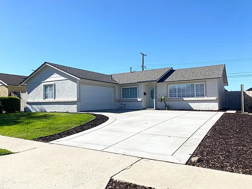 1025 N Lupine St Photo 1