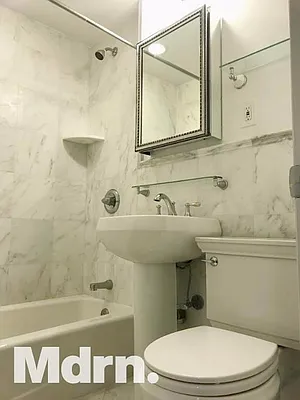 Rented by Mdrn Residential | media 11