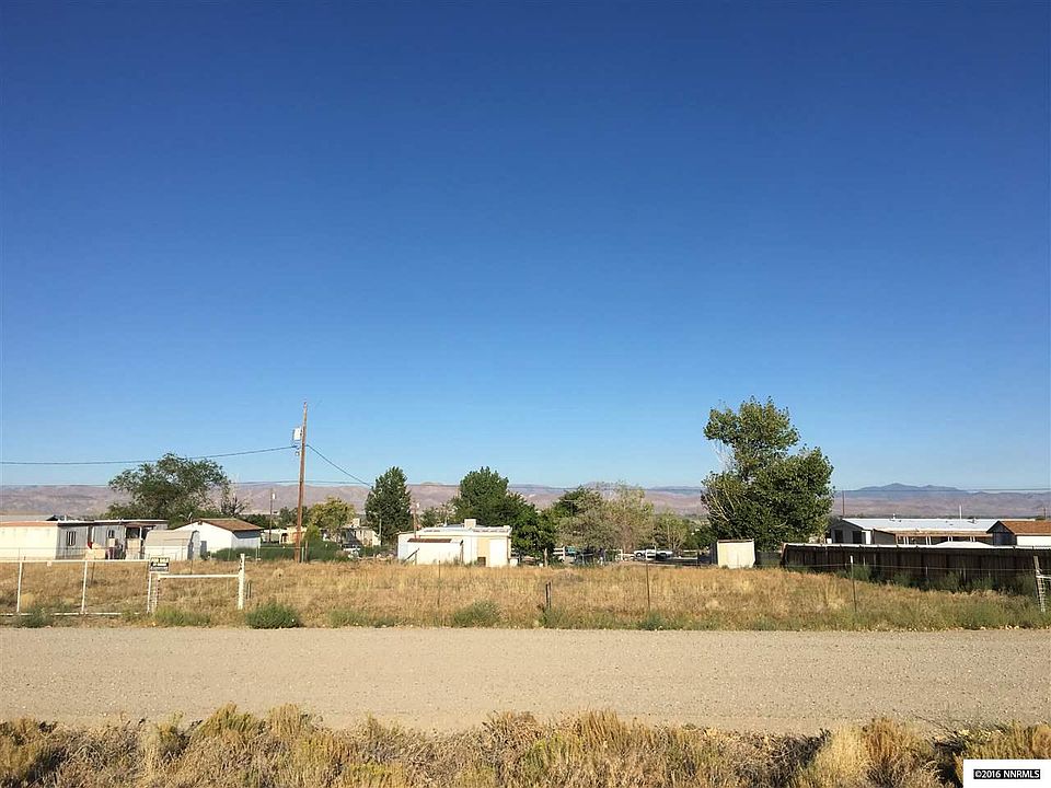 1st image of 69 Mountain Ln
