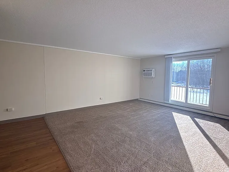 4877 W Arrowhead Rd — Photo 7