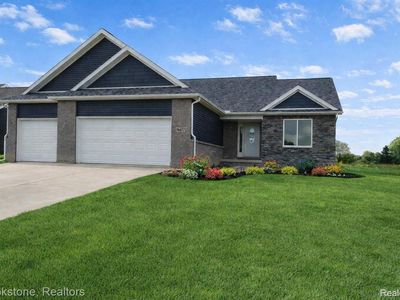 9477 Hickory Hollow Ct, Davison, MI, 48423
