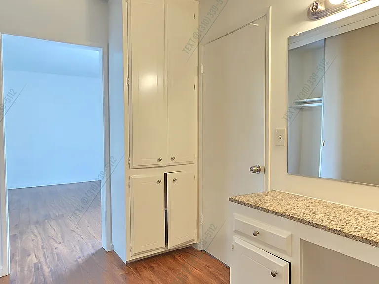 810 S Kingsley Dr #206 — Photo 20