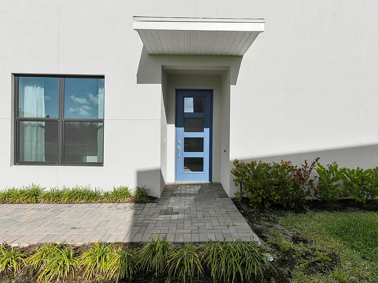 14075 SW Thorens Dr — Photo 6