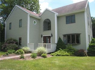 324 Moose Hill Rd, Monroe, CT 06468