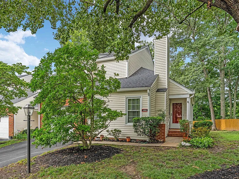 12015 Bexley Ct — Photo 57