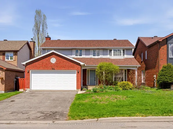90 Topley Cres, Ottawa, ON K1G 4M6
