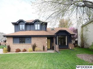 15298 Pepperwood Dr, Omaha, NE 68154