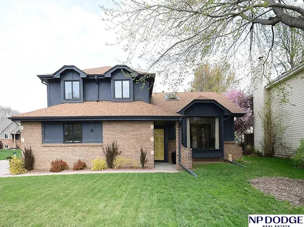 15298 Pepperwood Dr, Omaha, NE 68154