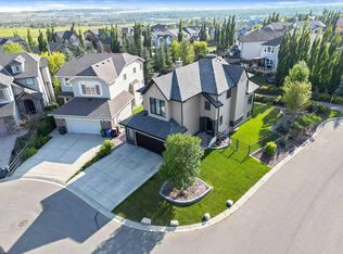 41 E Drake Landing Cres, Okotoks, AB T1S 0E7