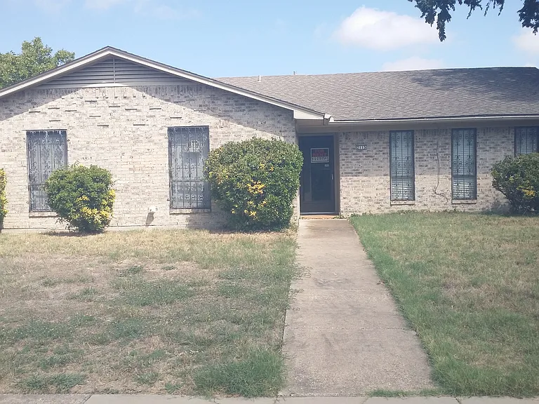 2115 Blossom Ln — Photo 28
