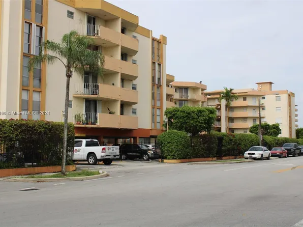 1750 W 46th St APT 433, Hialeah, FL 33012