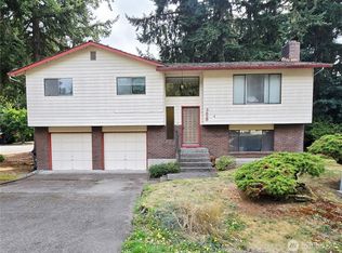 6420 141st St SW, Edmonds, WA 98026