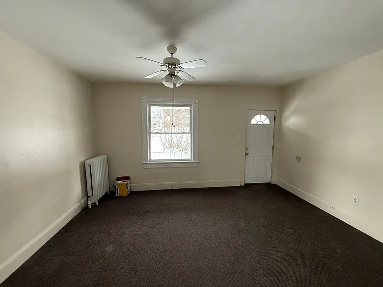 1317 Wyoming Ave — Photo 3