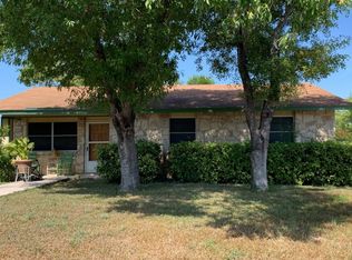 909 Avenue R, Del Rio, TX 78840