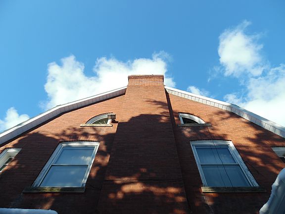 5th image of 1337 Buckland Ave