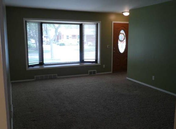 5th image of 411 Coolidge Dr