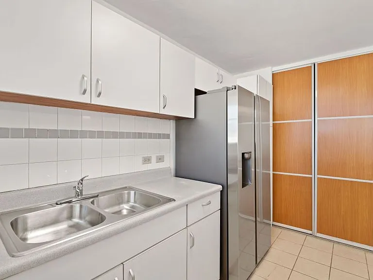 Cond Boulevard Del Rio Apt C204 — Photo 13