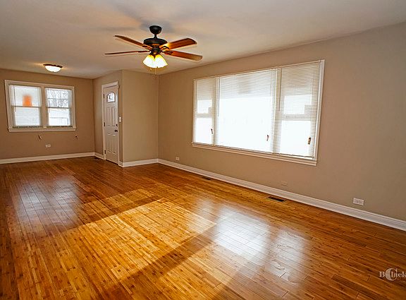 2nd image of 130 Wisconsin Ave