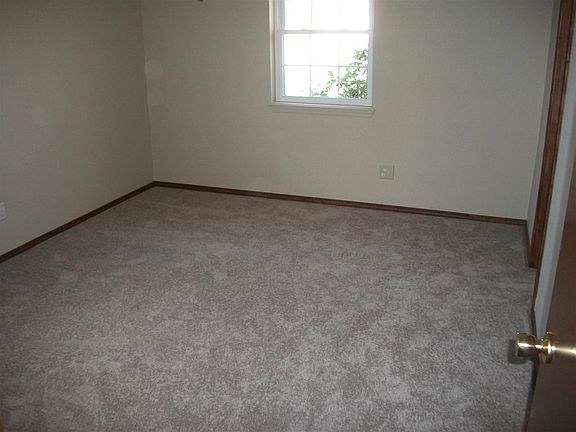 5th image of 2329 NW 76th St