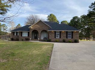 447 Deerwood Ln, Nashville, AR 71852