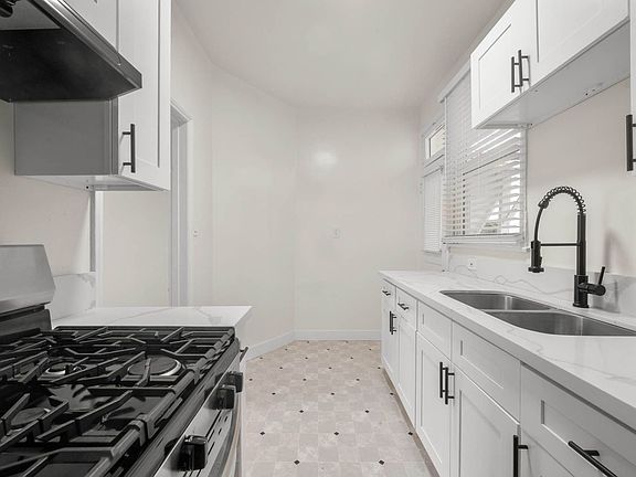 2nd image of 4180 Garthwaite Ave #4192